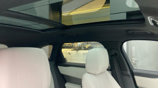 Land Rover Range Rover Velar 2.0 P400e SE 5dr Auto Estate